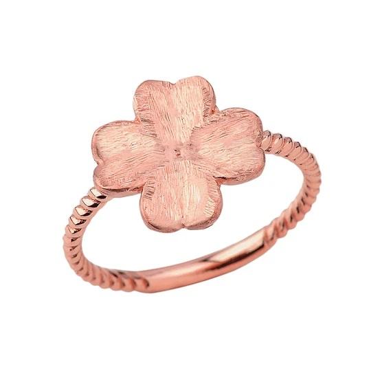 Four-Leaf Clover Rope Ring in Solid Gold