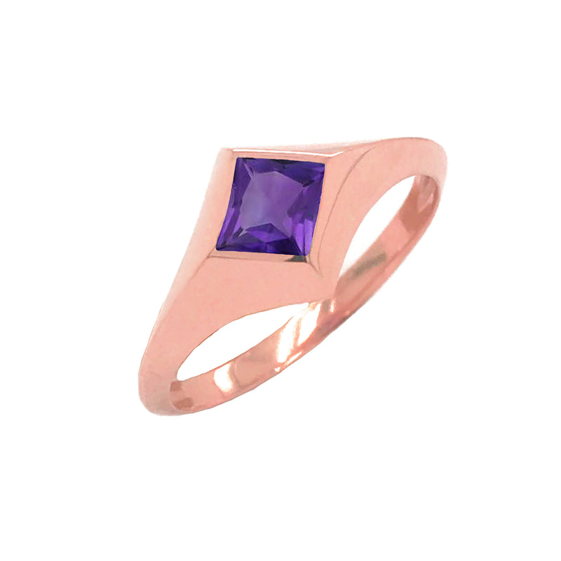Solitaire Princess-Cut Amethyst Ring in Rose Gold