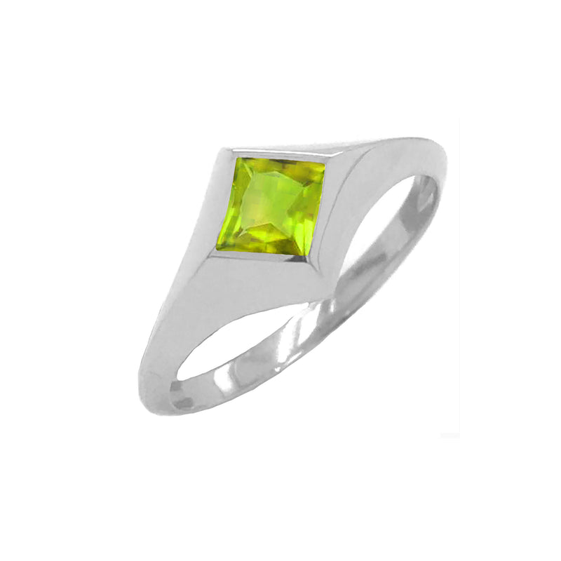 Solitaire Princess-Cut Peridot Ring in Sterling Silver